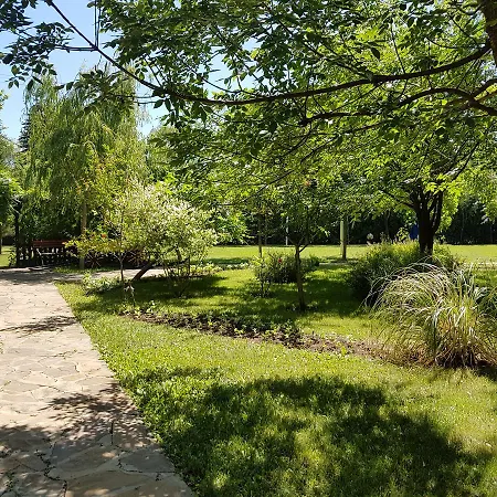 Liani 酒店 阳光海滩