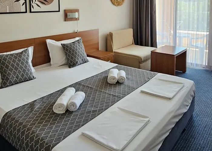 Liani サニービーチ