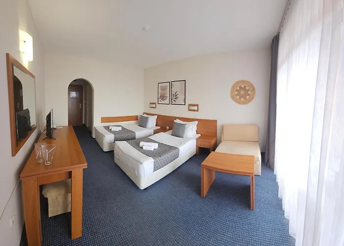 ホテル Liani サニービーチ